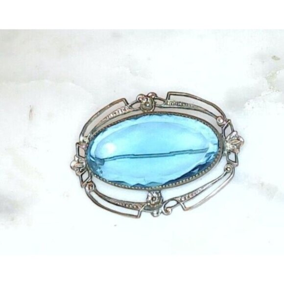 Large Blue Glass Brooch Pin Silvertone This beautiful brooch combines a stunning - Picture 2 of 9
